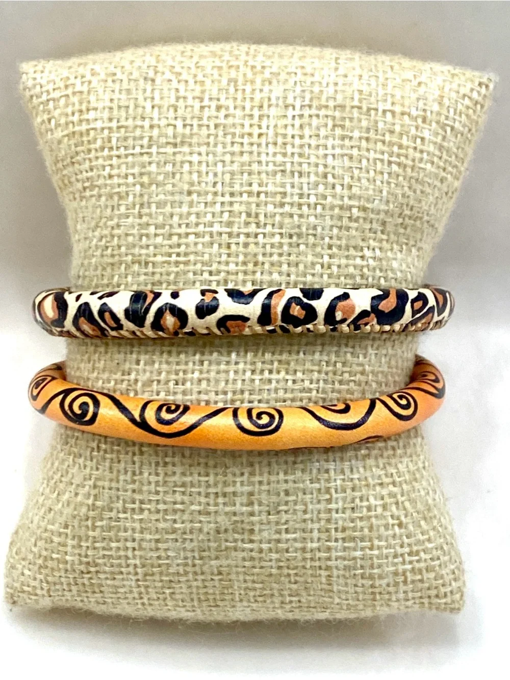Brighton “Woodstock” Orange and Leopard Print Leather Wrapped Bangle Set READ